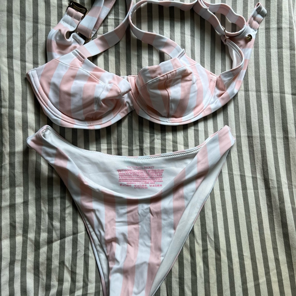Victoria's Secret Bikini Set👙